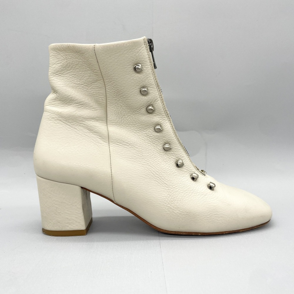 An Hour and‎ A Shower Womens 39 8.5 Boots Shoes Heel Zip Studded Cream Portugal